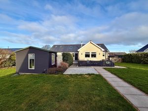 Photo 44- click for photo gallery